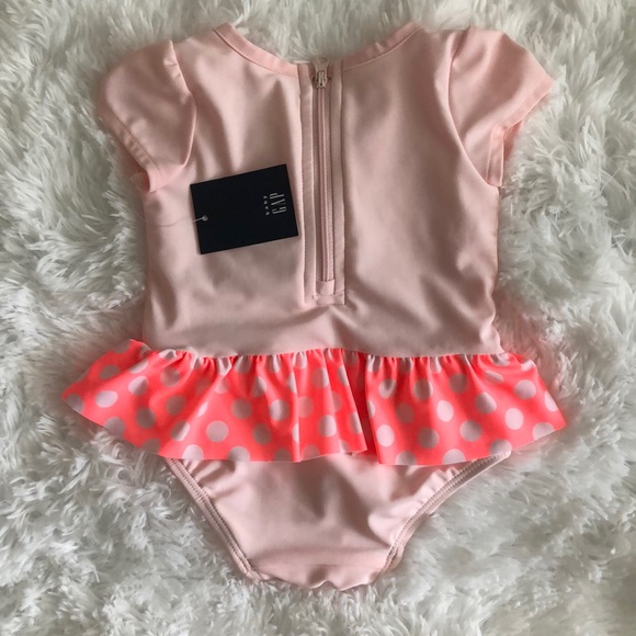 NWT gap Minnie Mouse swimsuit - Picture 3 of 4